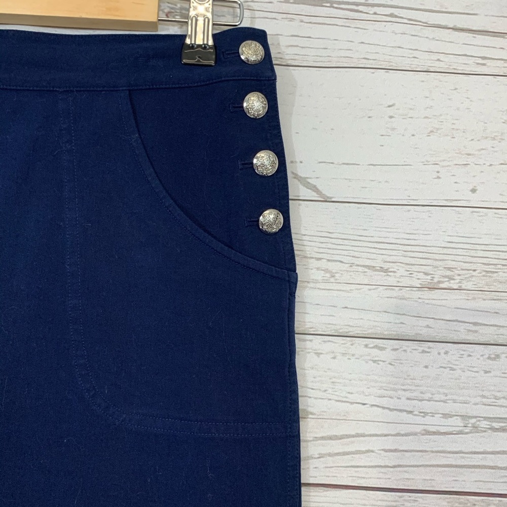 Lauren Ralph Lauren Skirt • 8 Navy • Side Buttons - Picture 3 of 5